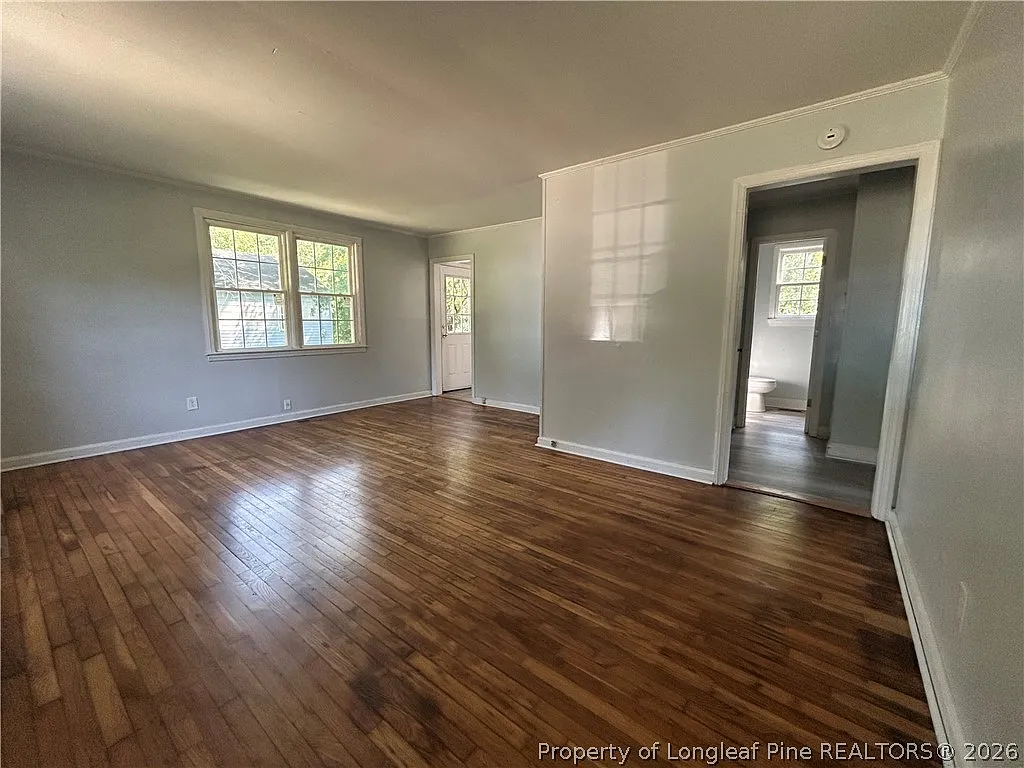 2 bed, 1.0 bath, 792 sqft, $1,200 — Photo 2