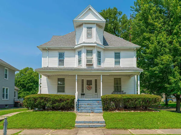 429 N Ottawa St, Lincoln, IL 62656