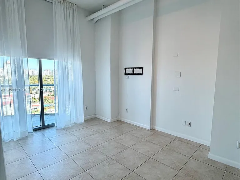 3029 188th St #920 — Photo 11