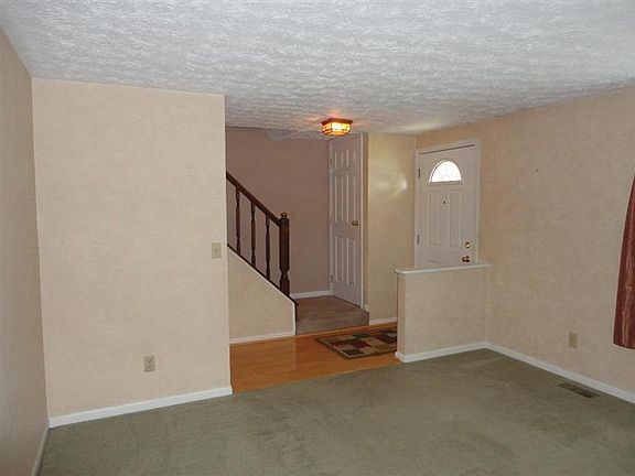 4th image of 1162 Hickorylake Dr