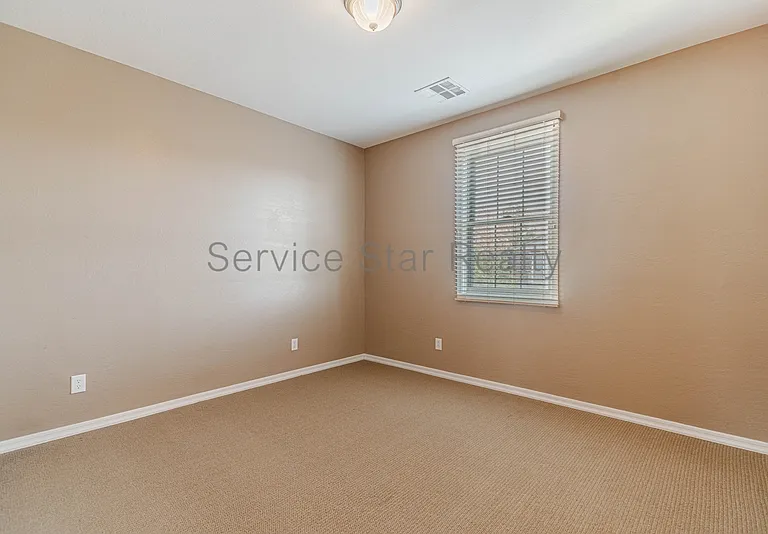 2214 E Chanute Pass — Photo 18