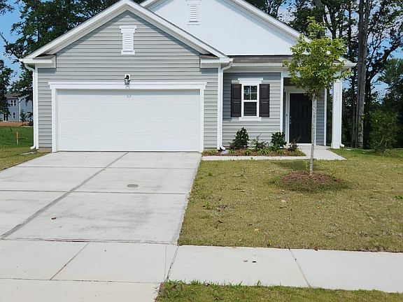 2nd image of 777 Mirror Pond Dr