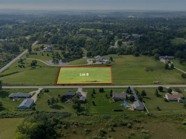 S Lot 8 Parkridge Rd, Marion, IA 52302