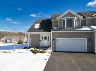 87 Oakmont St, Niskayuna, NY 12309