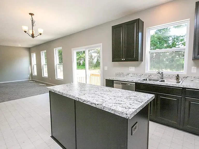 7861 Oldham Dr — Photo 22