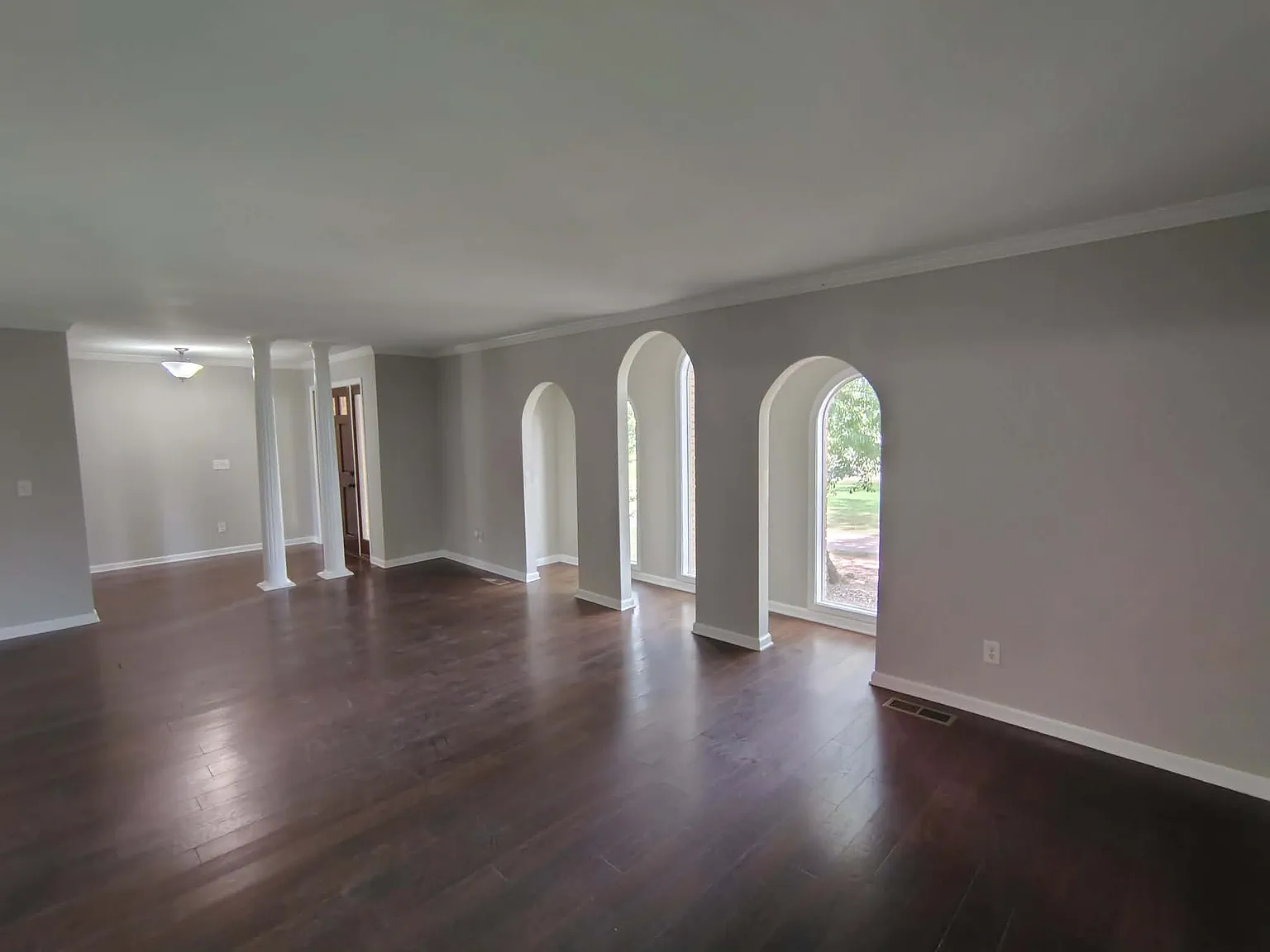 4 bed, 2676 sqft, $2,150 — Photo 4