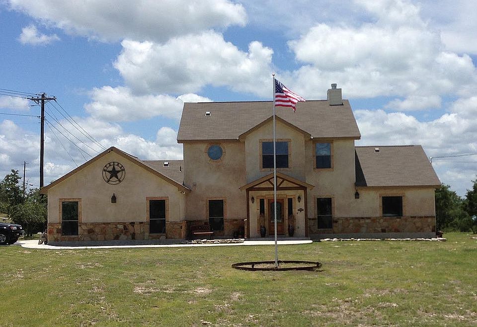 1st image of 1025 Smith Hollow Ct