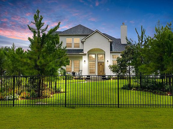 3rd image of 26228 Laurens Ct