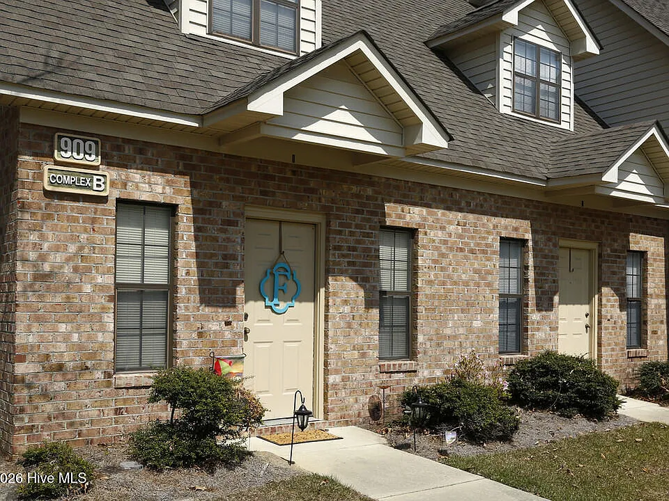 905 Allen Rd #D2