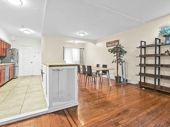 3rd image of 17904 Selover Rd