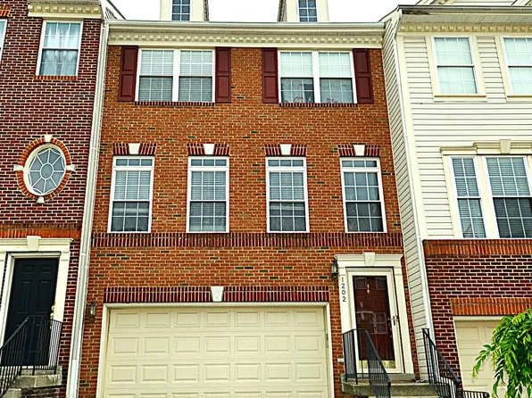 1202 Cambria Ter NE, Leesburg, VA 20176