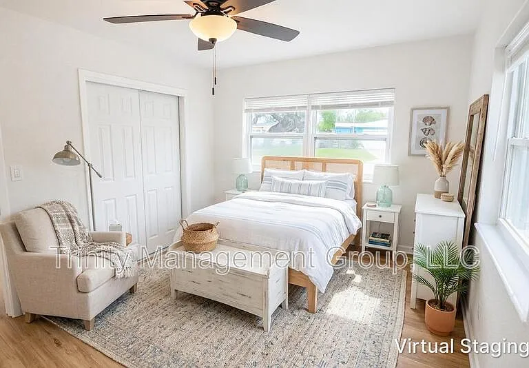 7131 Carlow St — Photo 10