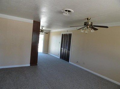 3rd image of 1273 Creswell Dr