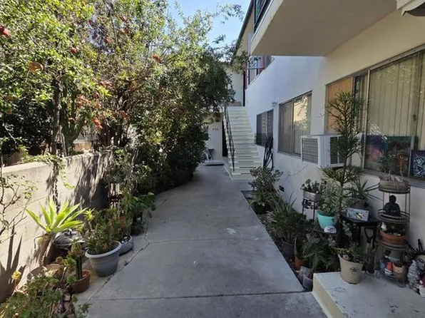 1532 N Harvard Blvd #8, Los Angeles, CA 90027