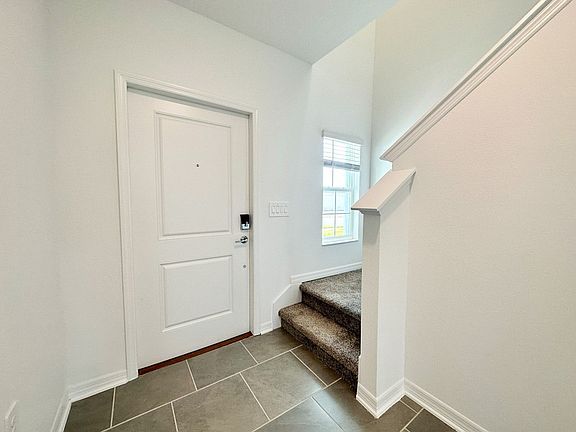 3rd image of 676 Grove St