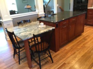 40 Olde Coach Rd, Glenville, NY 12302