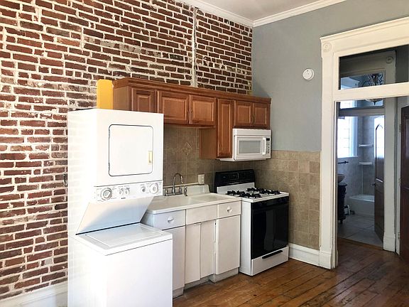 3rd image of 2461 Champa St APT 4