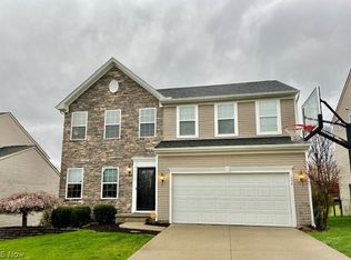 1492 Crescent Dr, Streetsboro, OH 44241