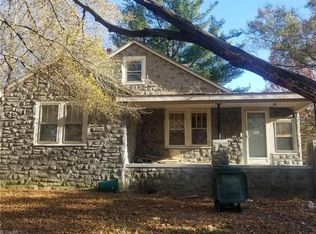 826 Friendly Rd, Reidsville, NC 27288