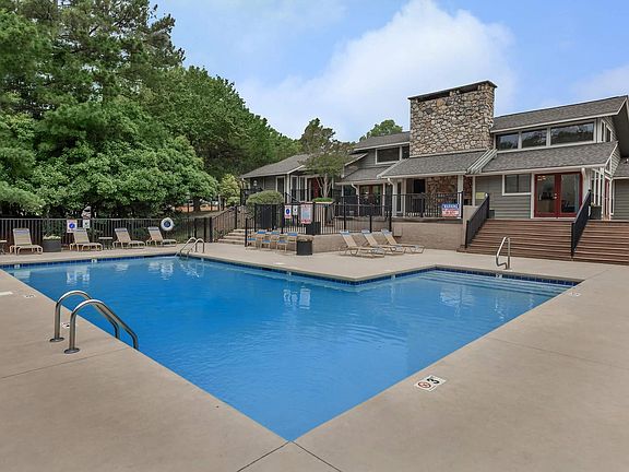 3rd image of 208 Conner Dr #213-16