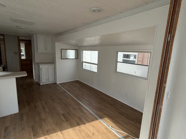 823 N 3rd Ave #14, Pasco, WA 99301