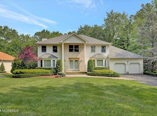116 Taylors Mills Rd, Manalapan, NJ 07726