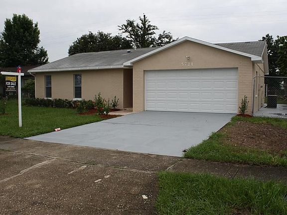 3rd image of 5721 Telipa Dr
