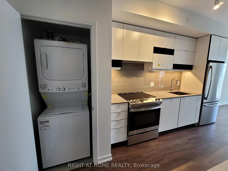 4065 Confederation Pkwy #1911 — Photo 11