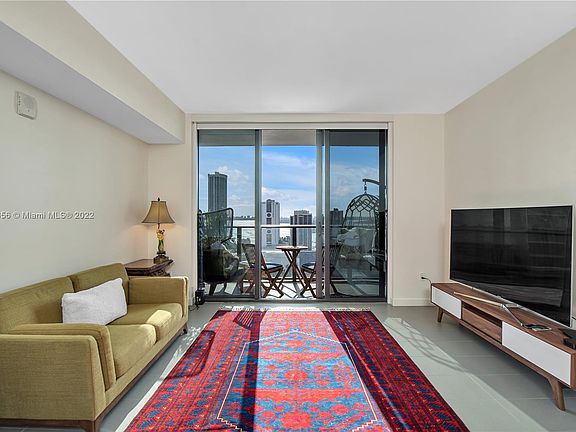 5th image of 1600 NE 1st Ave #2703