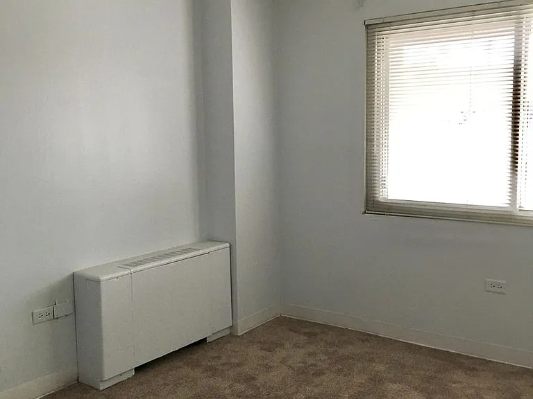 1520 Senate St #48 — Photo 9