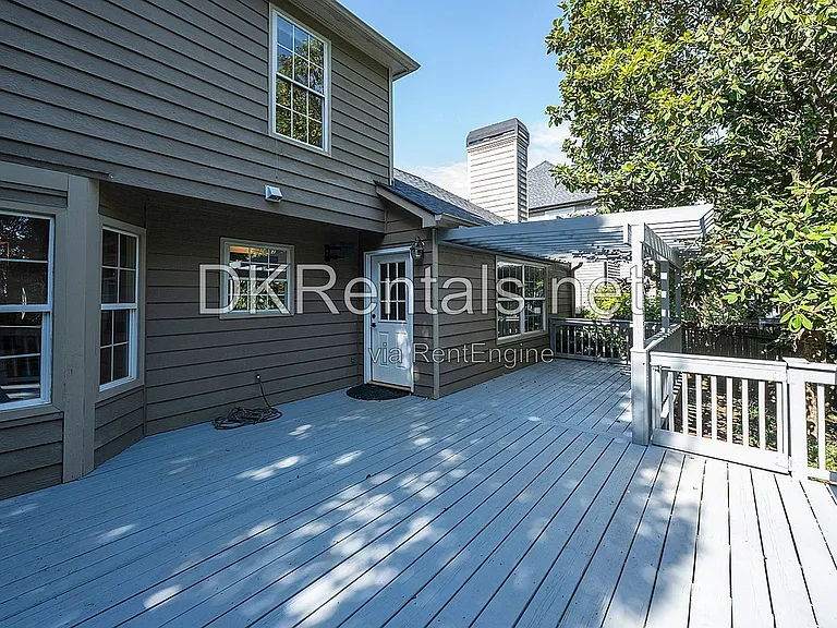 114 Eagle Glen Dr — Photo 19