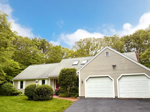 160 Coachman Lane, Marstons Mills, MA 02648