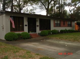 6036 Mizzell Dr, Jacksonville, FL 32205