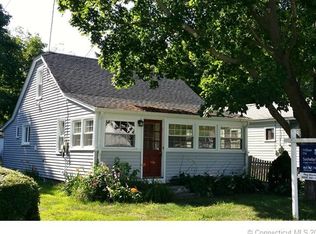 61 Middletown Ave, Old Saybrook, CT 06475