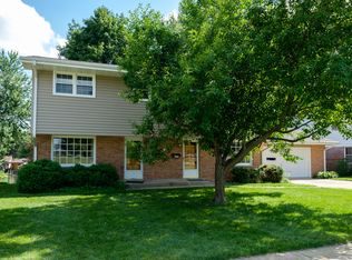 1502 Muldoon Dr, Rockford, IL 61103