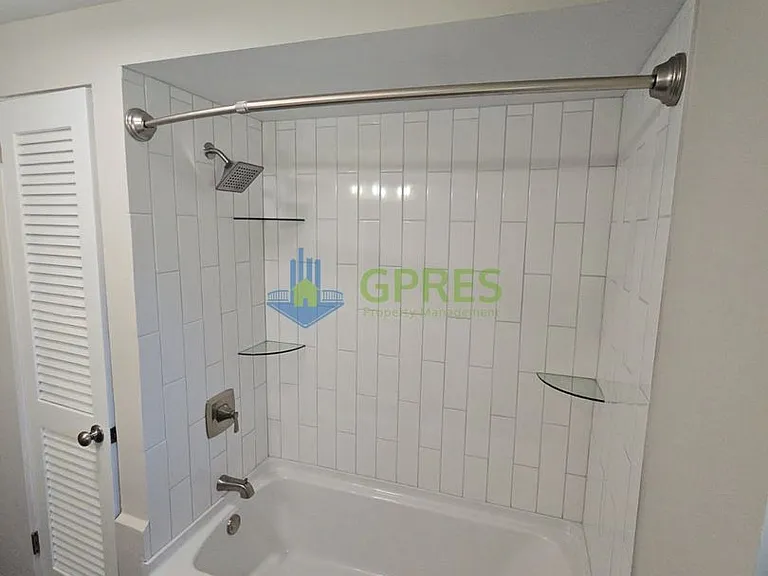 5601 Rodgers St — Photo 28