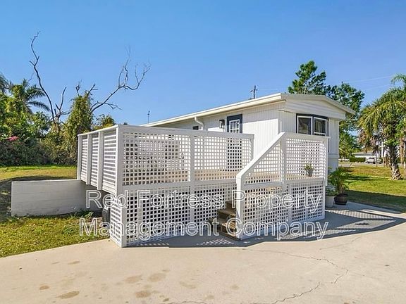 3rd image of 5667 Pine Island Rd NW