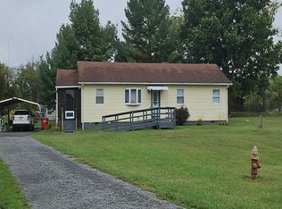 86 Jamestown Rd, Summit Point, WV 25446