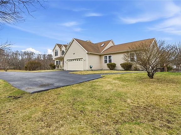 4th image of 143-145 Trimtown Rd