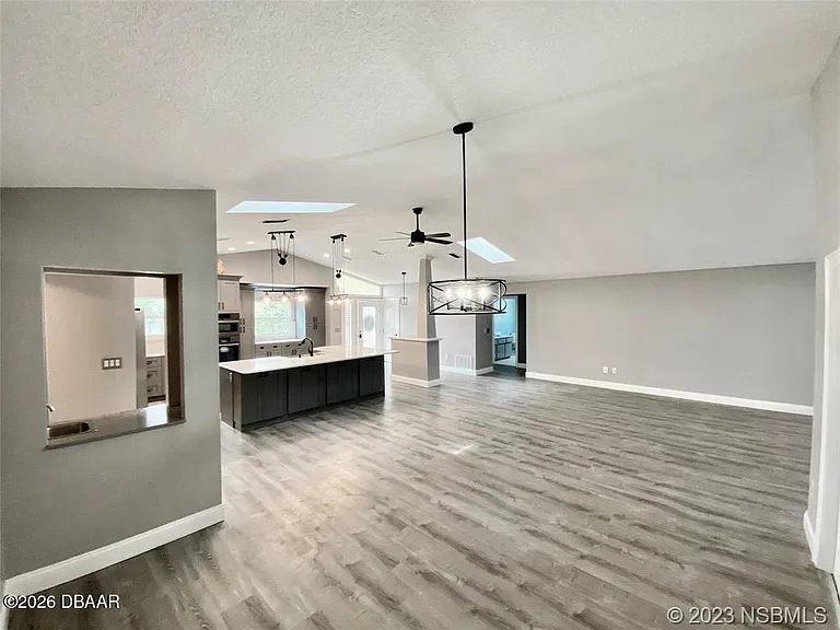 1031 Club House Blvd — Photo 19