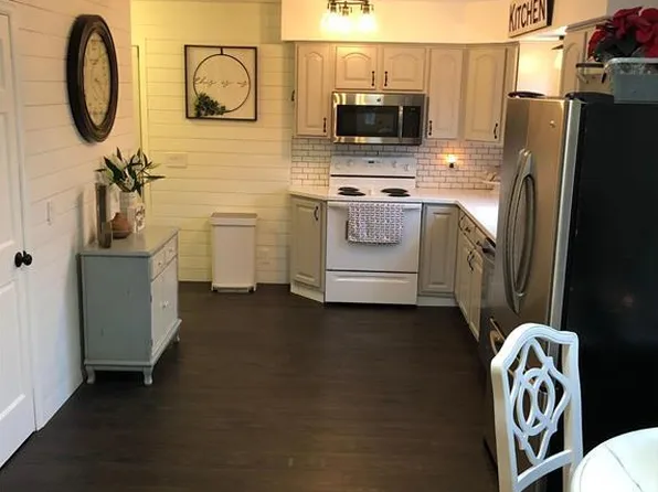 111 Norwood Dr, Big Lake, MN 55309