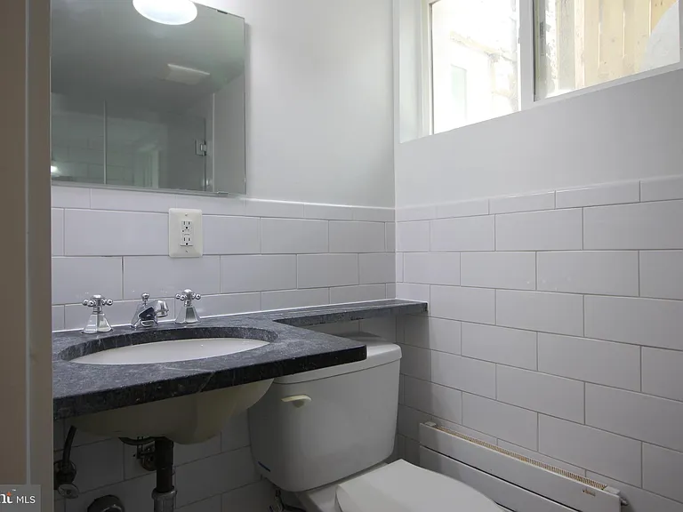 2417 Otis St NE — Photo 21