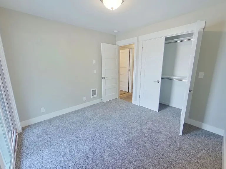 405 East 14th Ave — Photo 6