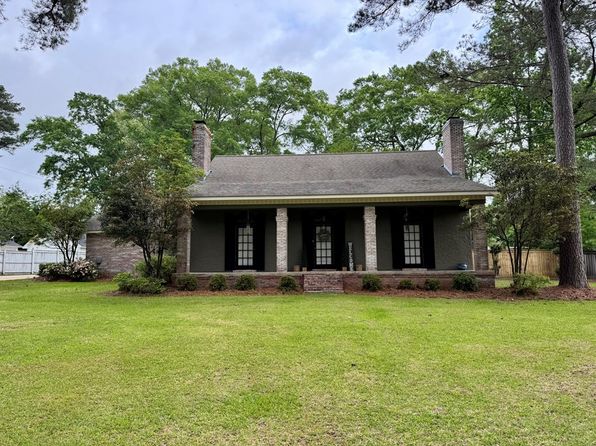 208 Noble Dr, Brookhaven, MS 39601