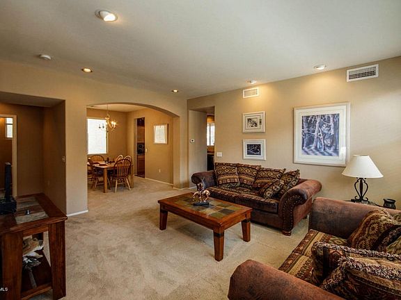 4th image of 1041 E Mount Shibell Dr