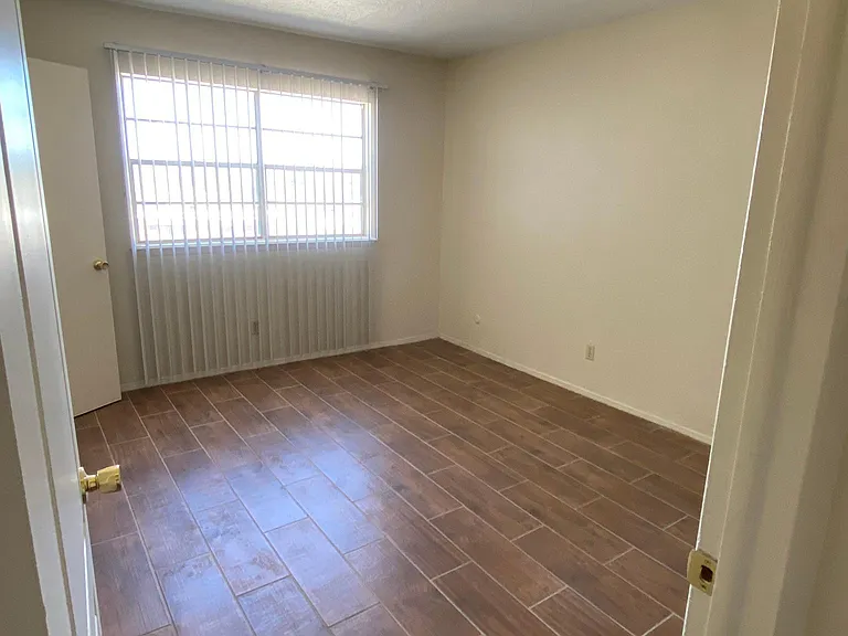 Alto Mesa Apartments — Photo 24
