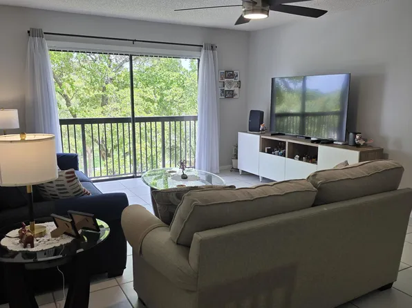 4965 E SABAL PALM Boulevard #403, Tamarac, FL 33319