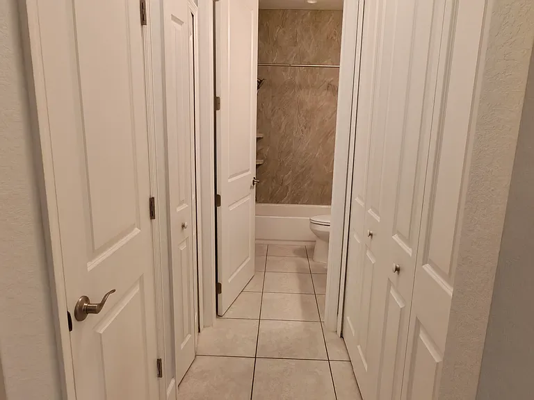 2019 Como St — Photo 1