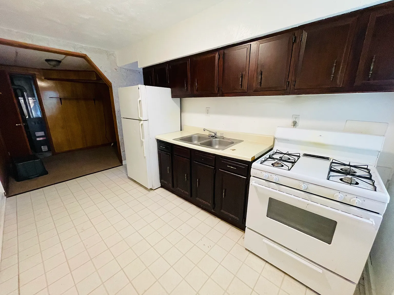1 bed, 700 sqft, $825 — Photo 1