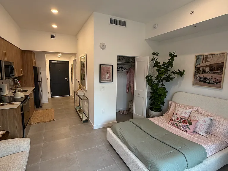 2247 Jackson St #S — Photo 7